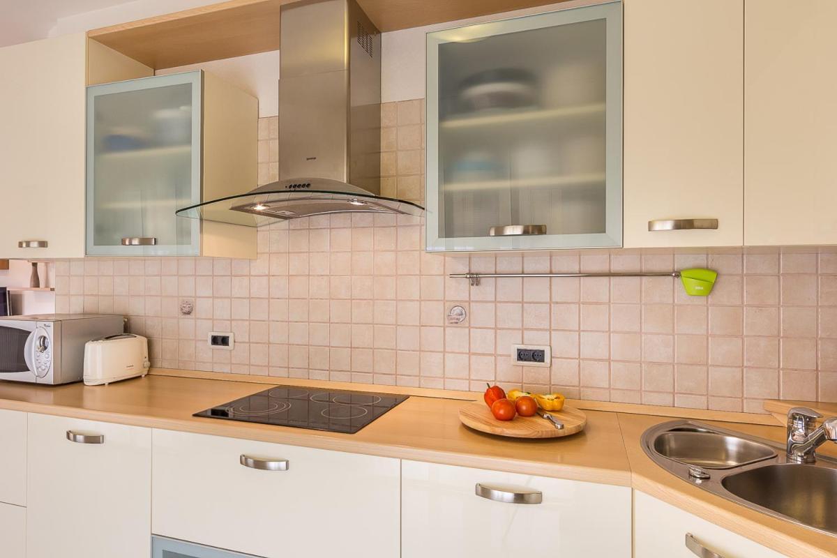 Apartment Igor 3 **** Медулин Экстерьер фото
