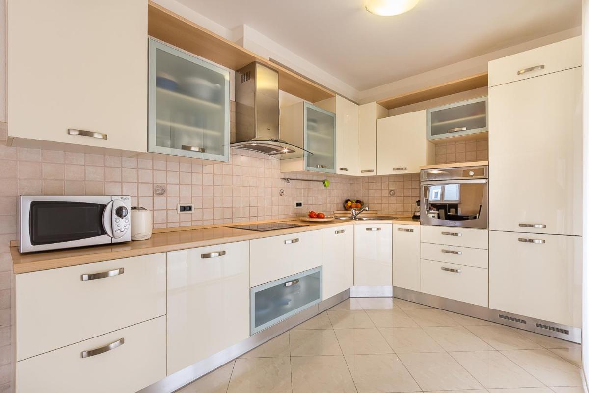 Apartment Igor 3 **** Медулин Экстерьер фото