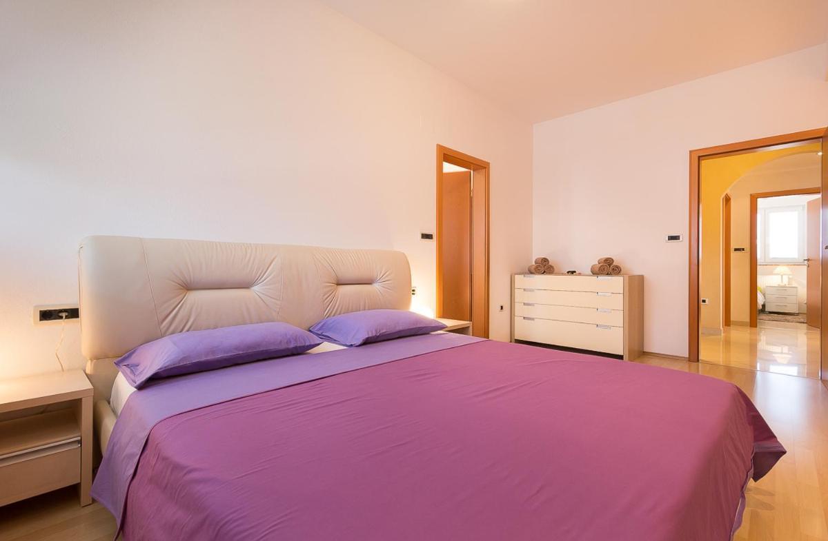 Apartment Igor 3 **** Медулин Экстерьер фото