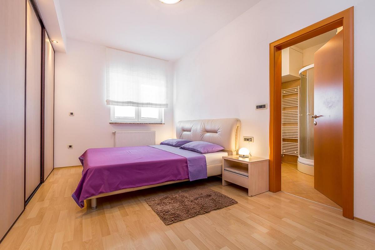 Apartment Igor 3 **** Медулин Экстерьер фото