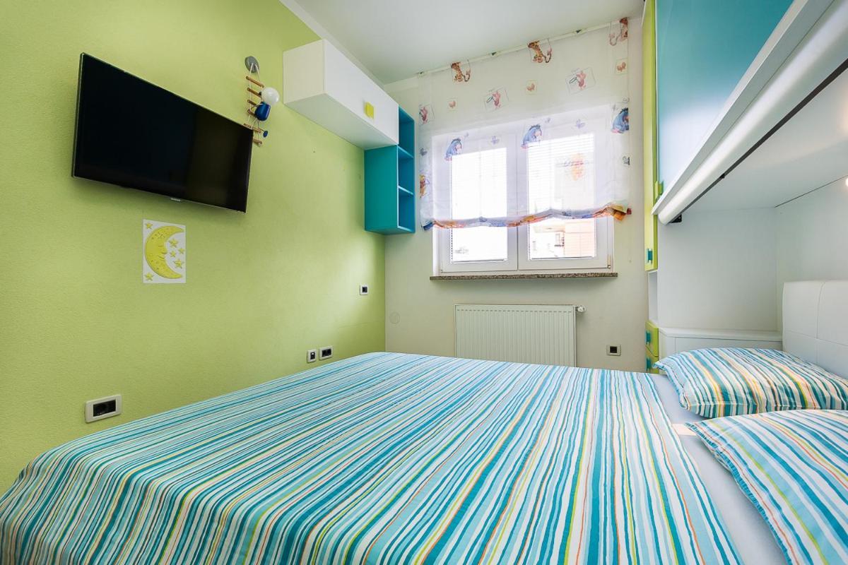 Apartment Igor 3 **** Медулин Экстерьер фото